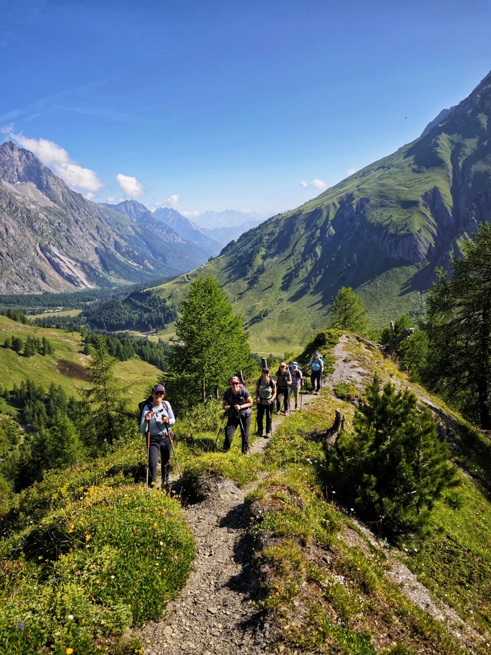 The balcony trail in the Swiss Val Ferret, descending toward La Fouly