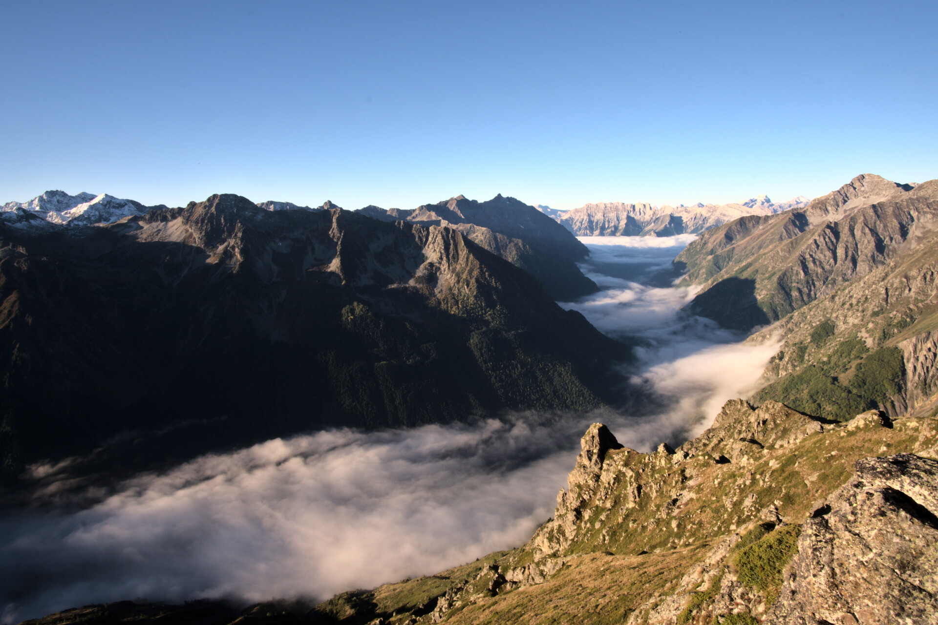 Sea of clouds Col des Colombes